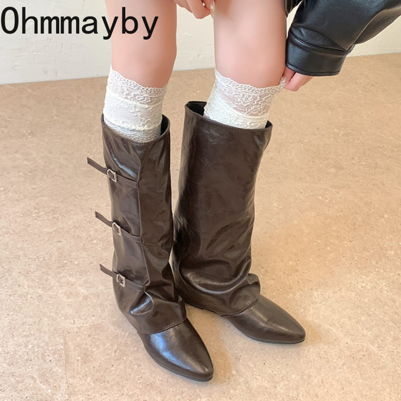 أحذية نسائية طويلة من الجلد تص - مراجعة Leather Classic Strap وسعره